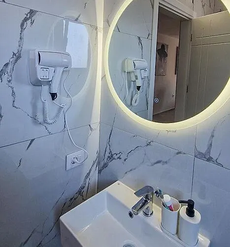 Kwitnaca Piwonia Daire *