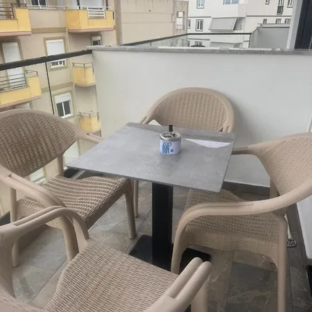 Kwitnaca Piwonia Appartamento Sarandë