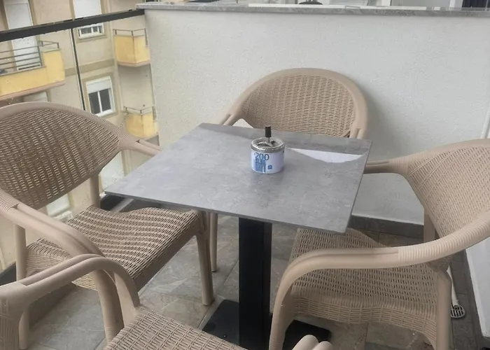 Kwitnaca Piwonia Апартаменты Саранда